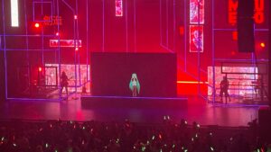 Fans angry as Crunchyroll trades Miku Expo hologram for flatscreen TV